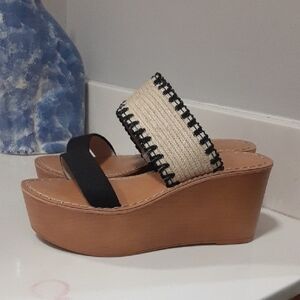 Chinese Laundry Black and Tan Wedges